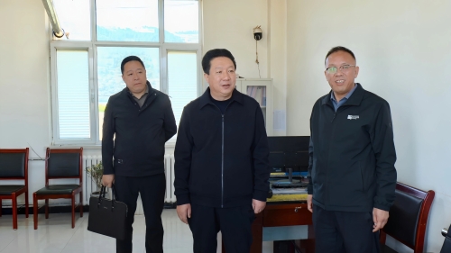 程兆祥督导检查假日值班值守工作并看望慰问一线...